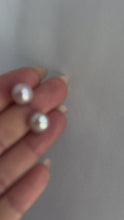 Carica e avvia il video nel visualizzatore di galleria, Orecchini ROSA - argento 925 perle di fiume naturali
