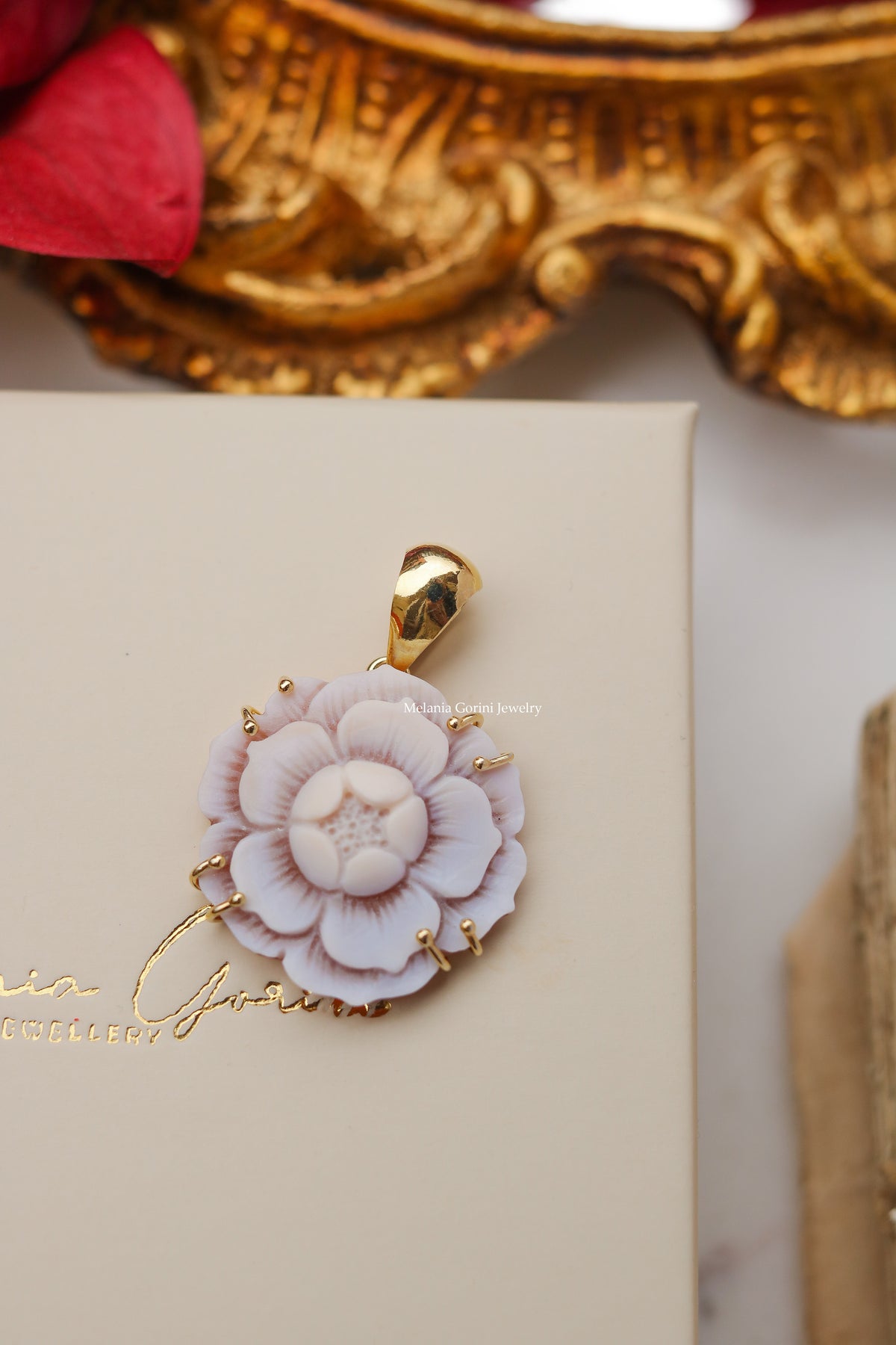 Ligne Luxury - Pendentif CAMÉLIA OR - GRAND