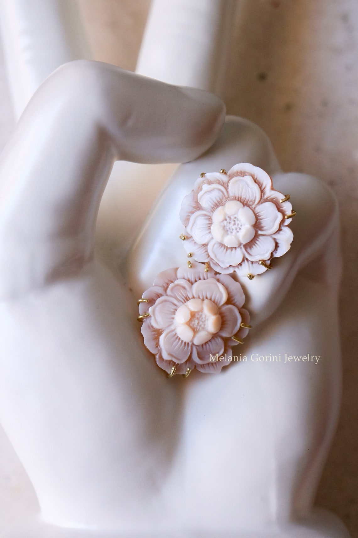 Ligne Luxury - Boucles d'oreilles CAMÉLIA OR - GRANDES